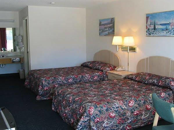Garden Inn & Suites Metter Szoba fotó